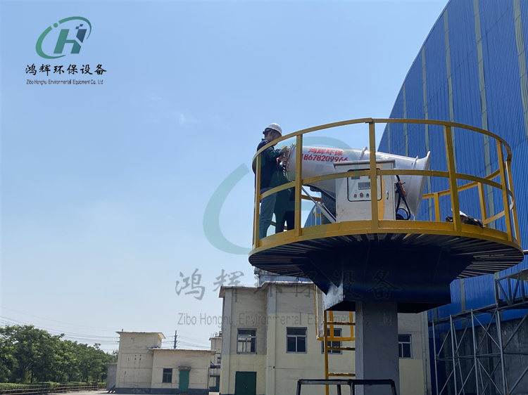 河南廠房入口霧炮機(jī)降塵現(xiàn)場(chǎng)